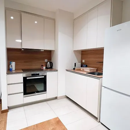 Bw Maca - Arcadia Belgrád