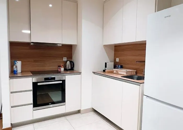 Bw Maca - Arcadia Белград